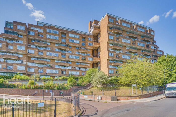 4 Bedroom Flat For Sale In Overhill Road, London, SE22