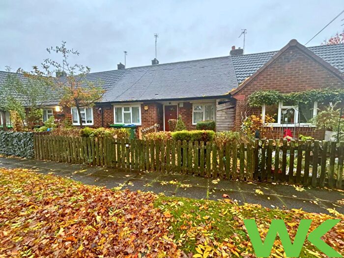 1 Bedroom Bungalow For Sale In Brickhouse Lane, West Bromwich, B70