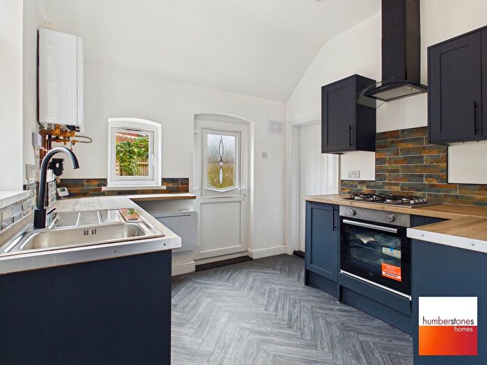 4 Bedroom End Terrace House To Rent In Trinity Street, Cradley Heath, B64