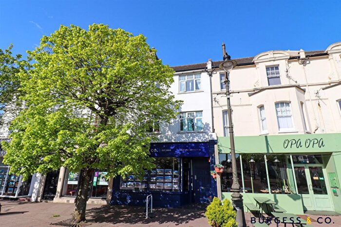 3 Bedroom Maisonette For Sale In Devonshire Square, Bexhill-On-Sea, TN40