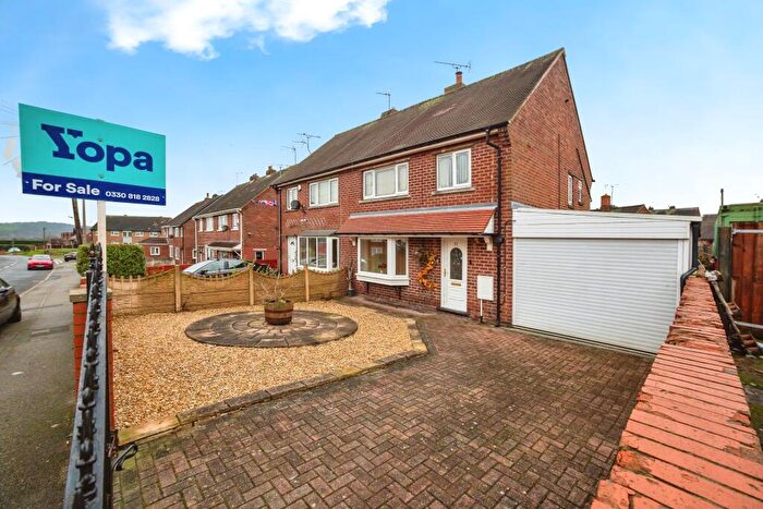 3 Bedroom Semi Detached House For Sale In Wentworth Road, Barnsley, S74