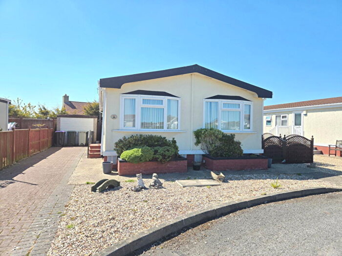 2 Bedroom Park Home For Sale In Four Seasons Park, Chapel St. Leonards, Skegness, PE24