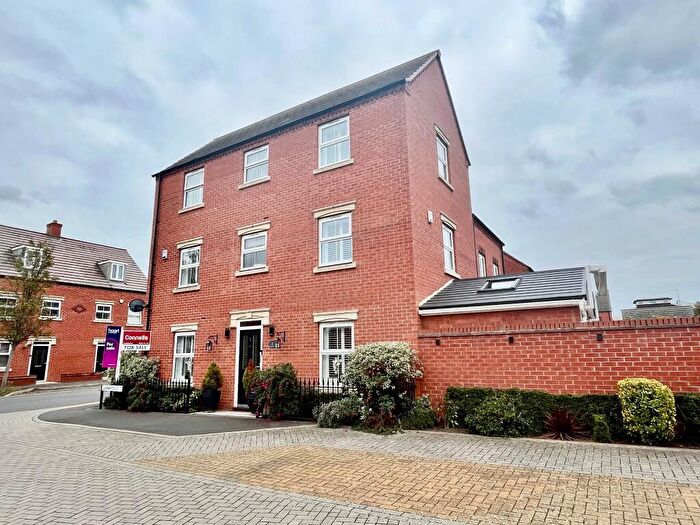4 Bedroom Town House For Sale In Lambert Court, Newport Pagnell, MK16