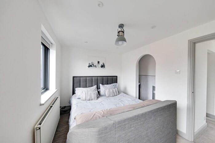 4 Bedroom Detached House For Sale In Chaffinch Drive, Kidderminster, Worcestershire, DY10