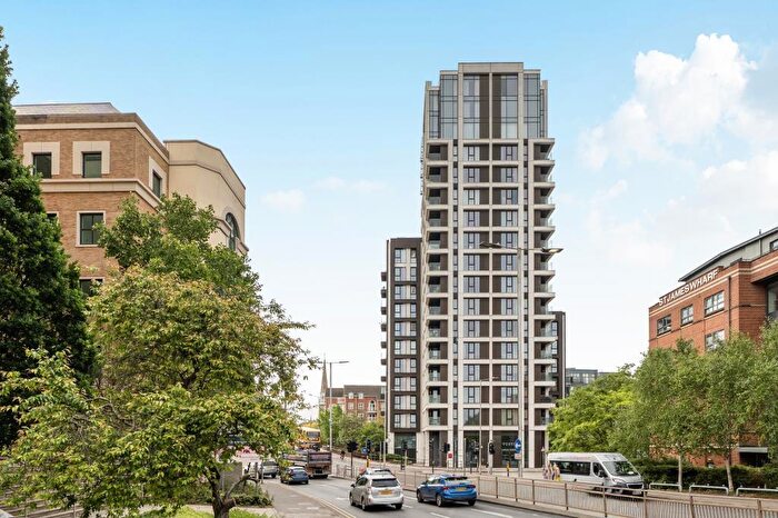 1 Bedroom Flat For Sale In Town Centre, Landmark Development, RG1