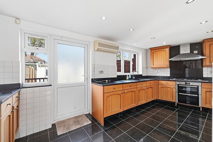 4 Bedroom Semi Detached House For Sale In Sandhurst Drive, Ilford, IG3