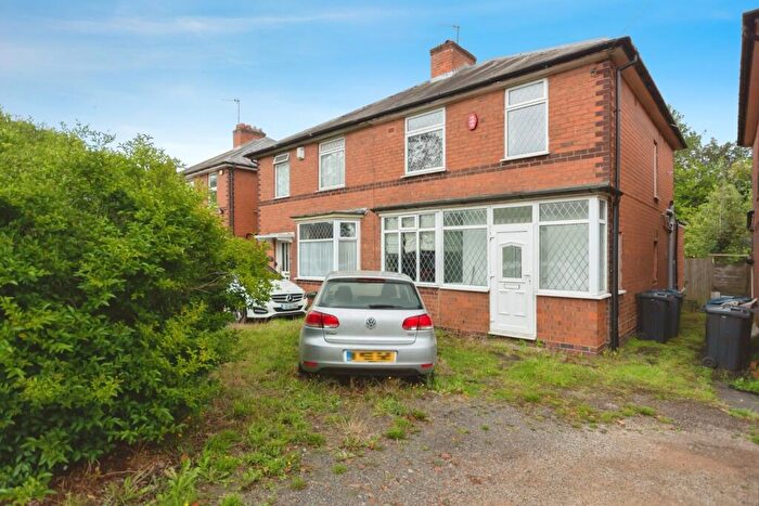 3 Bedroom Semi-Detached House For Sale In Shirley Road, Acocks Green, Birmingham, West Midlands, B27