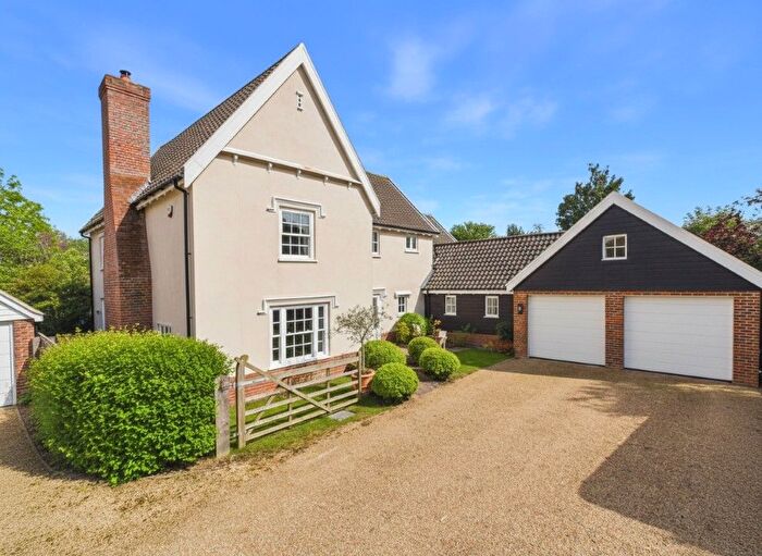 4 Bedroom Detached House For Sale In Priory Meadows, Darsham, IP17
