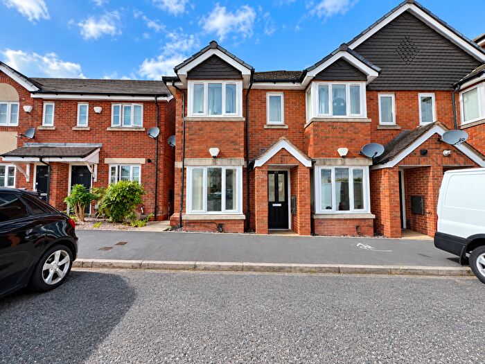1 Bedroom Flat For Sale In Bristnall Hall Road, Oldbury, B68