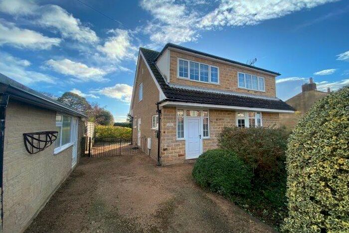 3 Bedroom Detached House To Rent In Green Street, Rotherham, S61