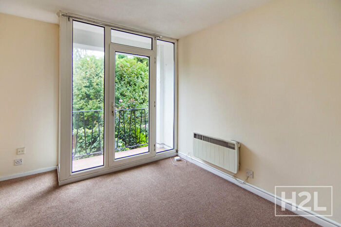2 Bedroom Flat To Rent In St. Pauls Crescent, Coleshill, B46