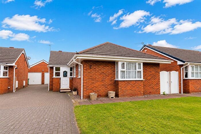 2 Bedroom Detached Bungalow For Sale In Fleetwood Close, Southport, Merseyside, PR9