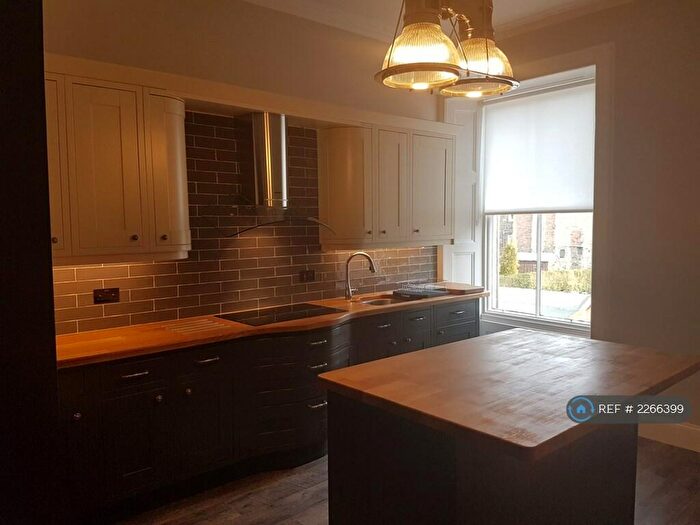 4 Bedroom Flat To Rent In Mansefield Place, Moffat, DG10