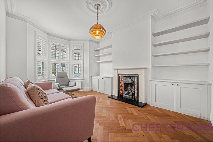 3 Bedroom Semi-Detached House To Rent In Sandtoft Road, Canary Wharf, SE7