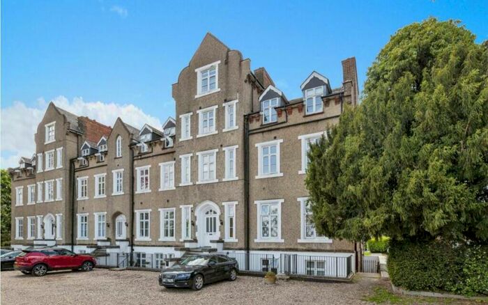 1 Bedroom Apartment To Rent In Upton Park, Slough, SL1