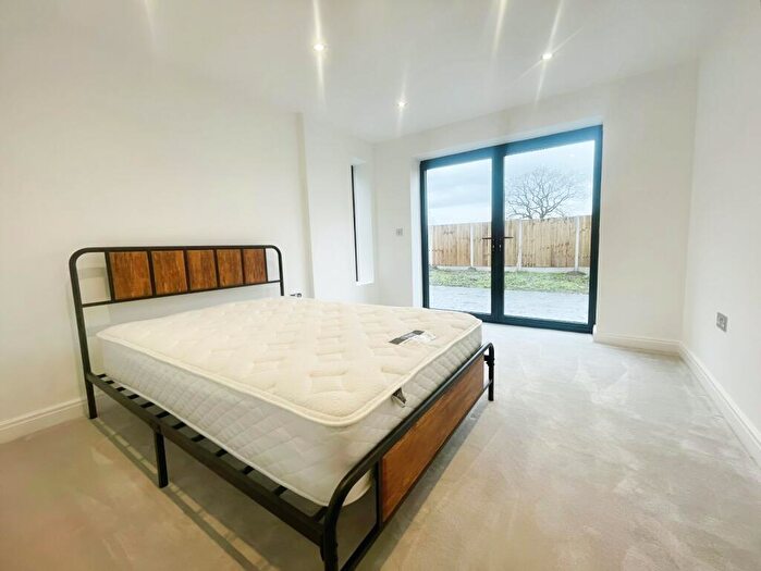 2 Bedroom Bungalow To Rent In Ledsham Lane, Ellesmere Port, Cheshire, CH66