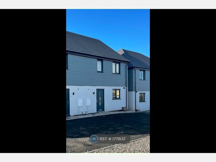 3 Bedroom Semi-Detached House To Rent In Summercross Gardens, Dartmouth, TQ6