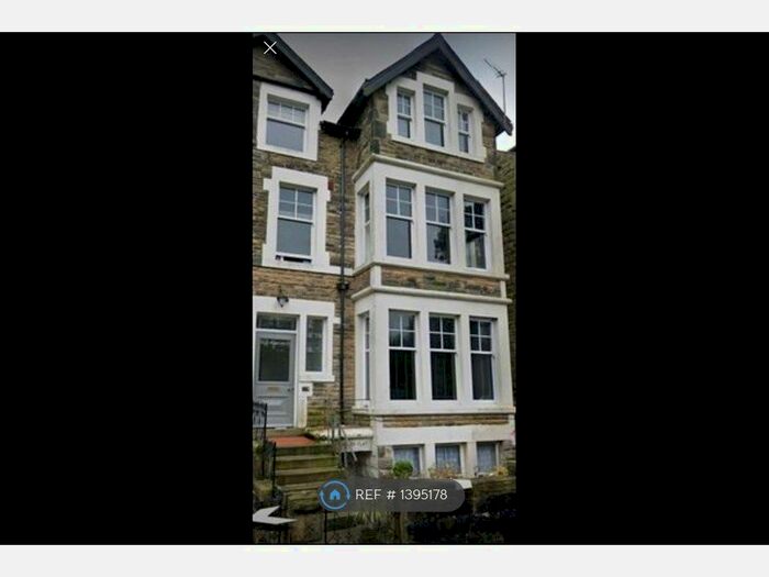 2 Bedroom Flat To Rent In Harlow Moor Drive, Harrogate, HG2