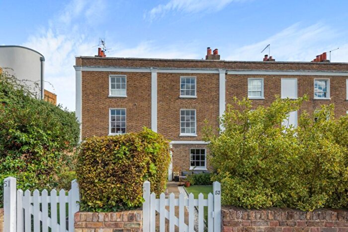 3 Bedroom Terraced House For Sale In Sheet Street, Windsor, Berkshire, SL4