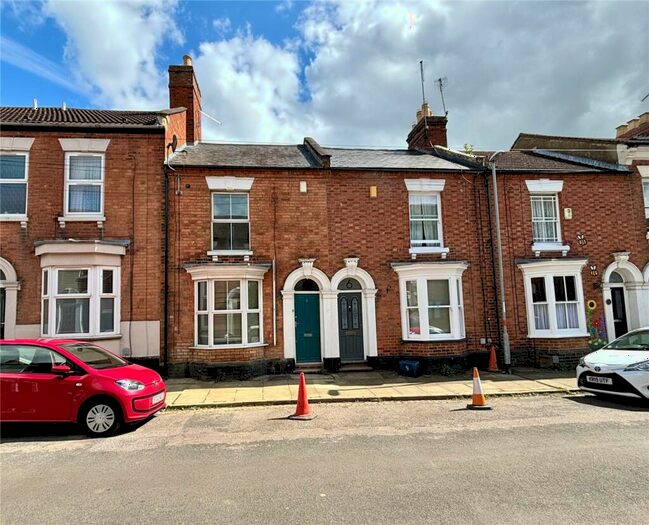 3 Bedroom Terraced House To Rent In Vernon Terrace, Northampton, Northamptonshire, NN1