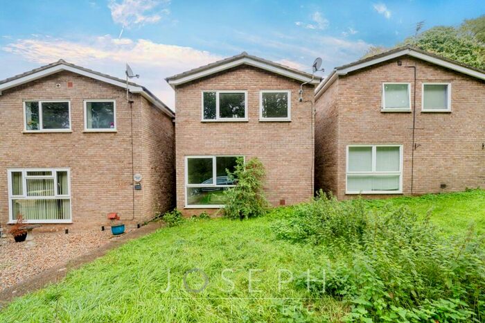 4 Bedroom Link Detached House To Rent In Springhurst Close, Ipswich, IP4