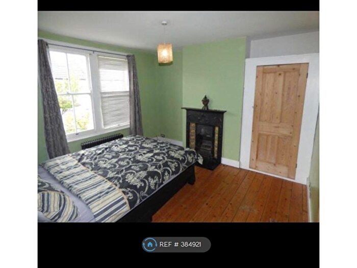 3 Bedroom Terraced House To Rent In Addiscombe Court Road, East Croydon, CR0