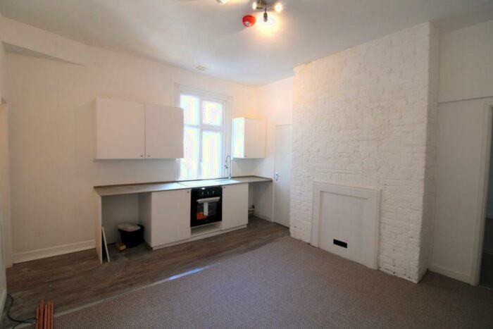2 Bedroom Flat To Rent In Guildhall Street, Folkestone, CT20