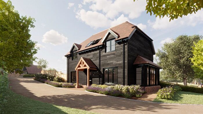 3 Bedroom Detached House For Sale In Fairlawn Road, Banstead, SM7