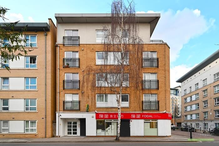 1 Bedroom Apartment For Sale In Westferry Road, London, E14