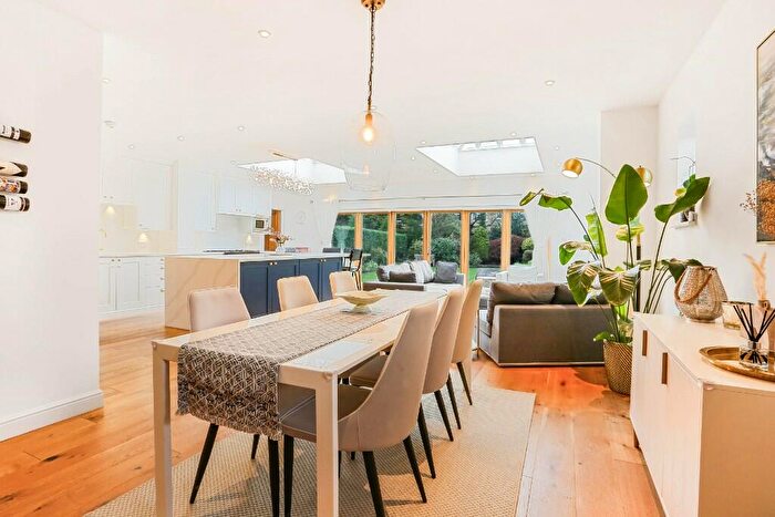 4 Bedroom Detached House To Rent In Fiddicroft Avenue, Banstead, SM7