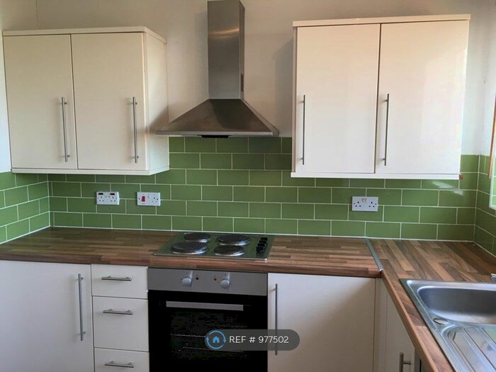 2 Bedroom Maisonette To Rent In Lower Road, Belvedere, DA17