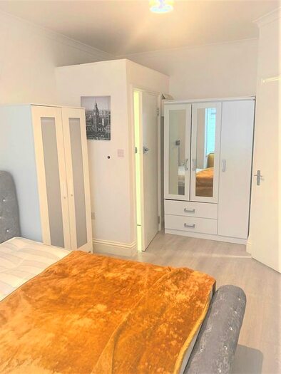 Studio To Rent In Lechmere Road, London, Willesden Green, NW2