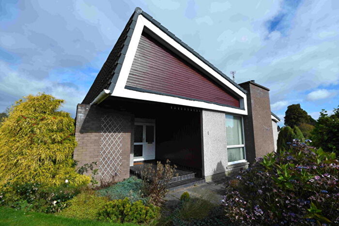 4 Bedroom Bungalow To Rent In Raasay Road, Inverness, Inverness, IV2