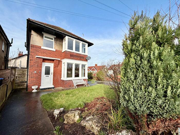 3 Bedroom Detached House For Sale In South Parade, Cleveleys, FY5