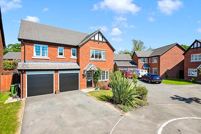 5 Bedroom Detached House For Sale In Oaks Close, Aston, CW5
