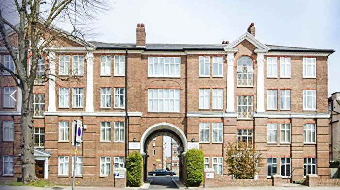 1 Bedroom Flat To Rent In Golders Green Road Golders Green, NW11