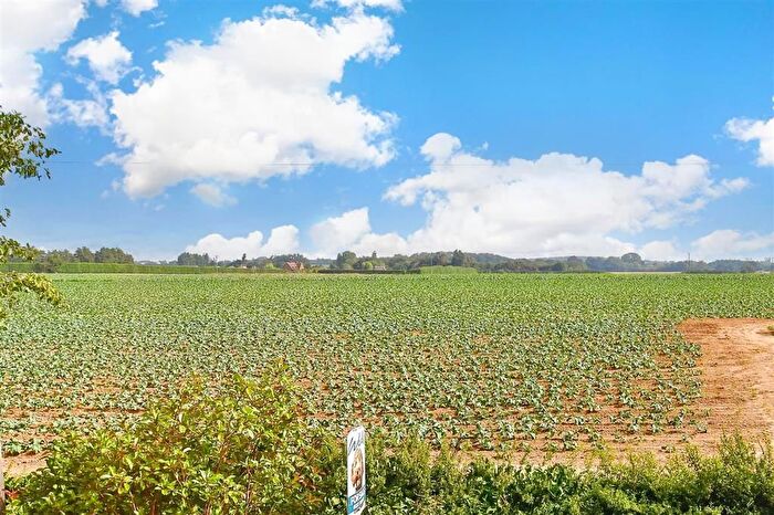 3 Bedroom Detached House For Sale In Stourmouth Road, Preston, Canterbury, Kent, CT3