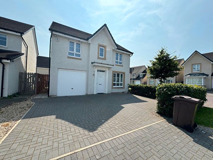 4 Bedroom Detached House To Rent In Appleton Drive, Livingston, EH54