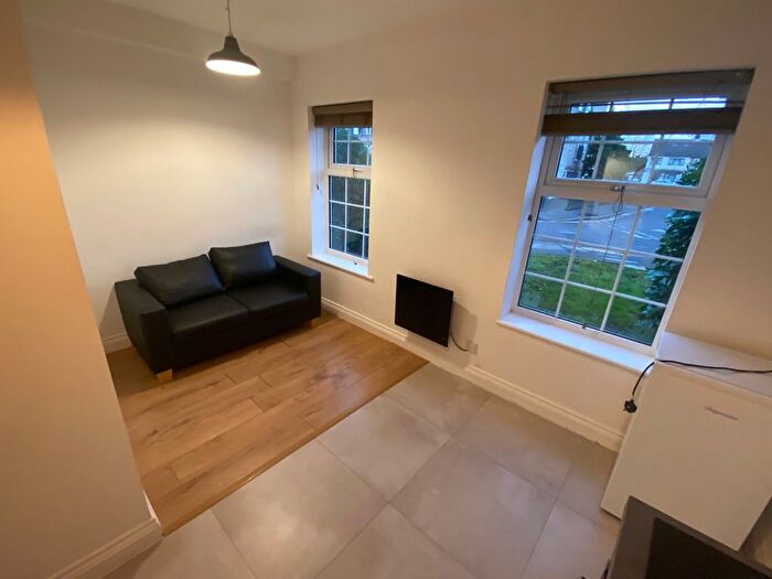 1 Bedroom Flat To Rent In Howard Close, Waltham Abbey, EN9