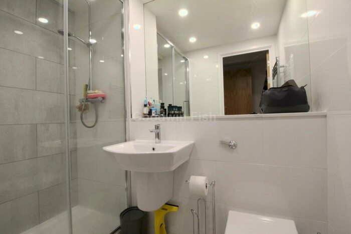 2 Bedroom Apartment To Rent In The Linx, Naples Street, Northern Quarter, M4