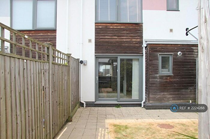 2 Bedroom Terraced House To Rent In Potter Mews, Colchester, CO4