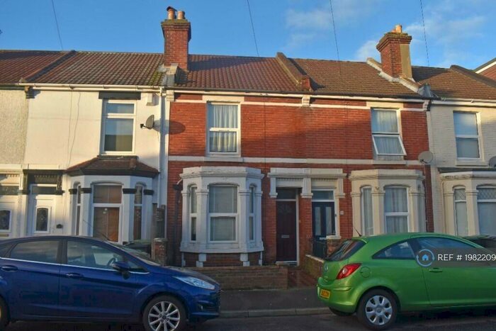 2 Bedroom Terraced House To Rent In Blake Road, Gosport, PO12
