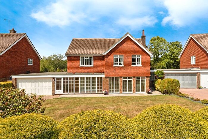 4 Bedroom Detached House For Sale In Mayfield Park, Durgates, Wadhurst, East Sussex, TN5