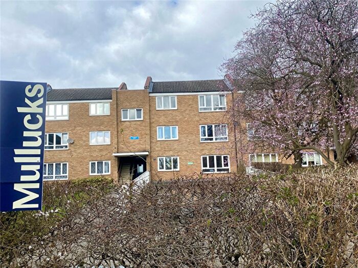 1 Bedroom Flat To Rent In Jocelyns, Harlow, Essex, CM17