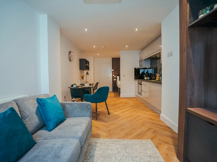 Apartment To Rent In Leeds, #, LS1