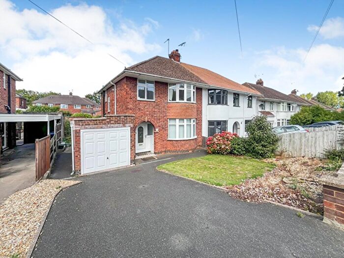 3 Bedroom Semi-Detached House For Sale In Dewar Grove, Abbots Farm, Rugby, CV21