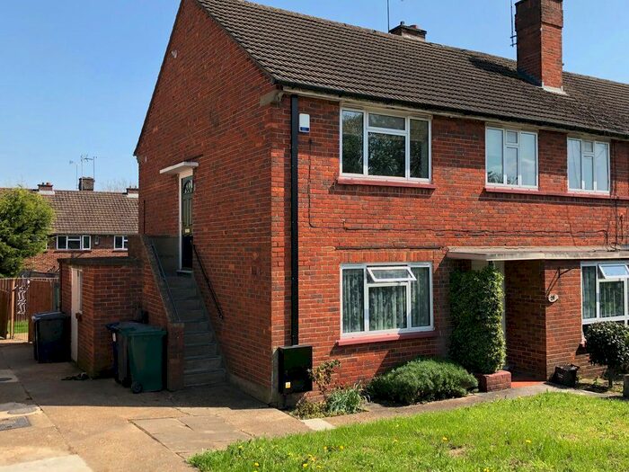 2 Bedroom Maisonette To Rent In Kenilworth Road, Edgware, HA8