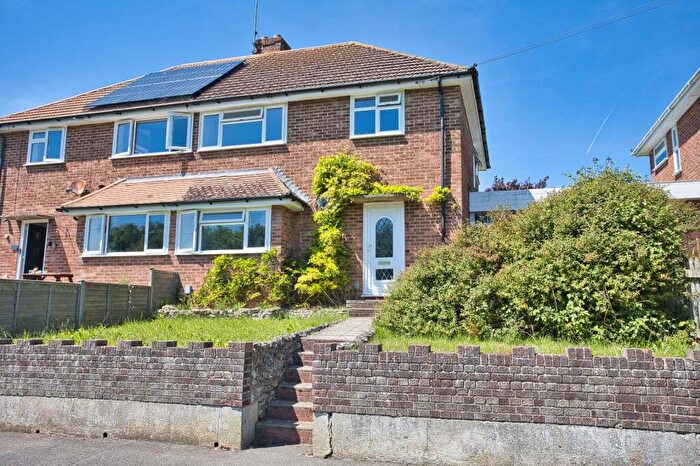 3 Bedroom Semi-Detached House For Sale In Springfield Way, Hythe, Kent, CT21