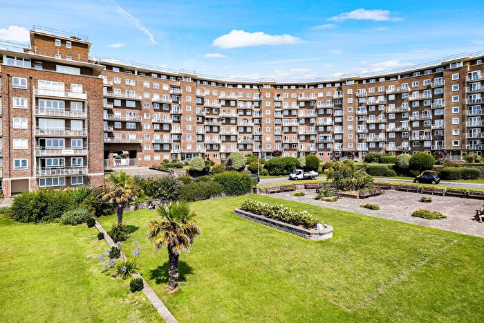 1 Bedroom Flat For Sale In The Gateway, Dover, CT16