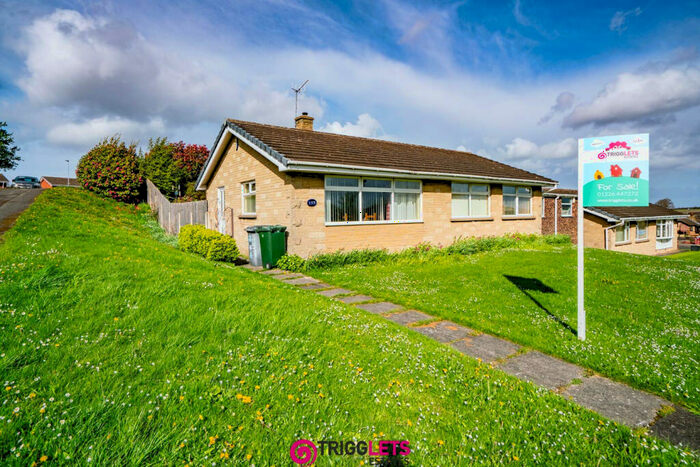 3 Bedroom Bungalow For Sale In Clough Fields Road, Hoyland, Barnsley, S74